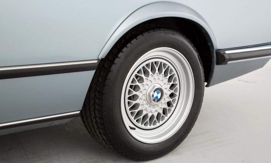 Колеса BMW M635 CSi (E24) 1984 года  (UK) (фото 24 из 37)